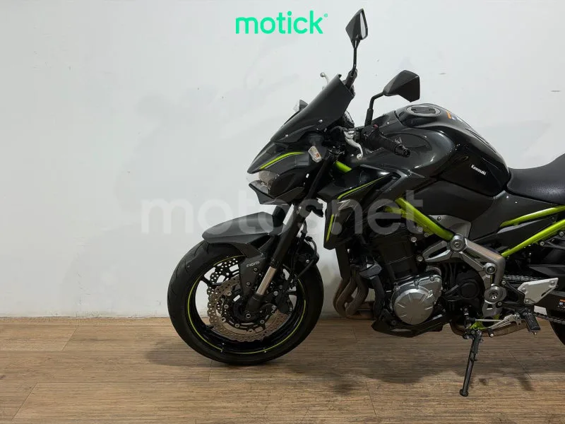 Kawasaki Z900 - Vista 7