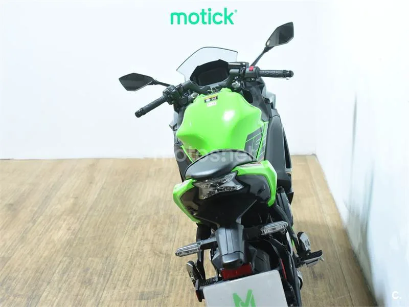 Kawasaki Ninja 650 - Vista 6