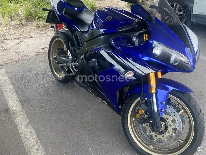 Yamaha YZF-R1 - Vista 3