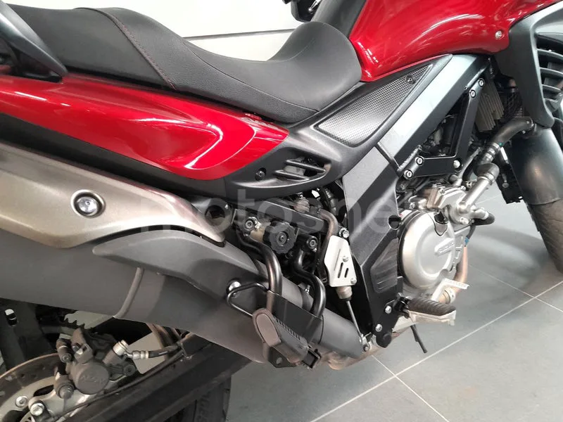 Suzuki V-Strom 650 - Vista 4