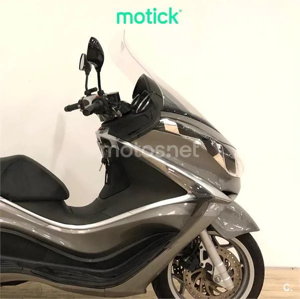 Piaggio X10 350 - Vista 4