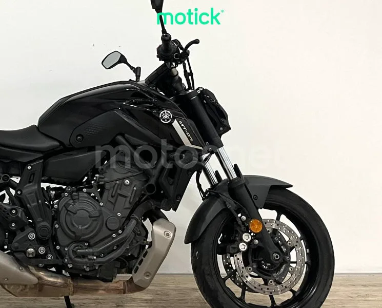 Yamaha MT-07 - Vista 4