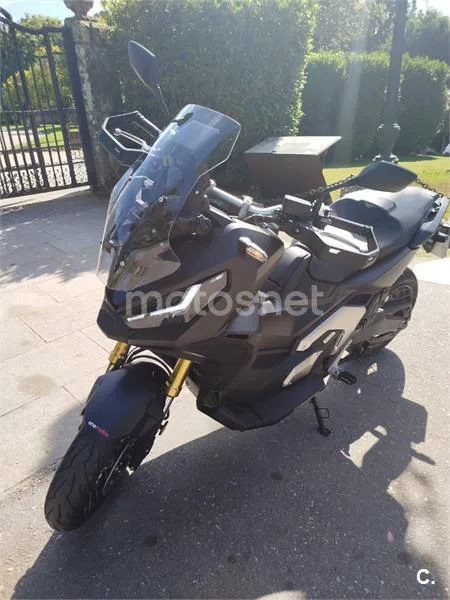 Honda X-ADV - Vista 3