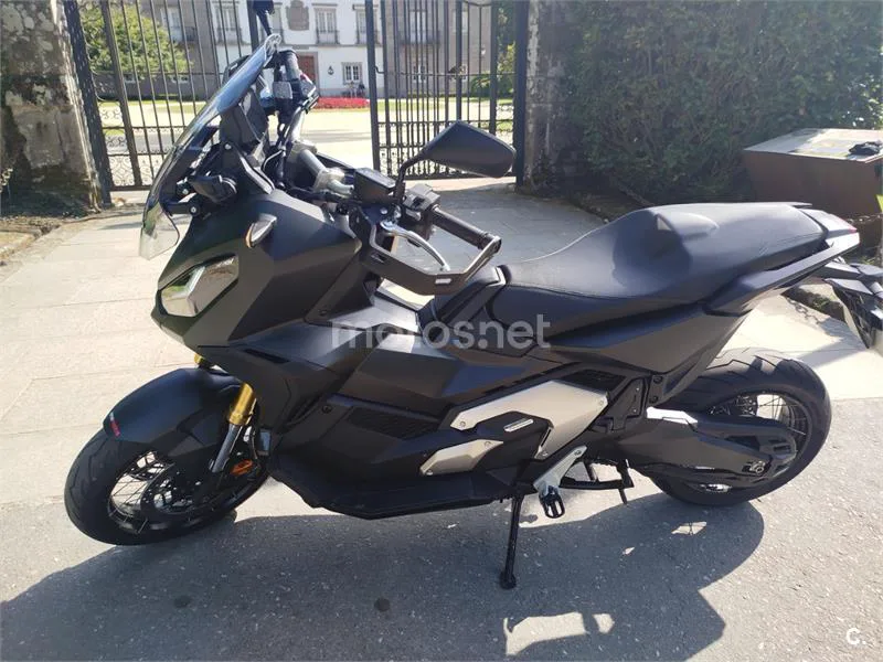 Honda X-ADV - Vista 5
