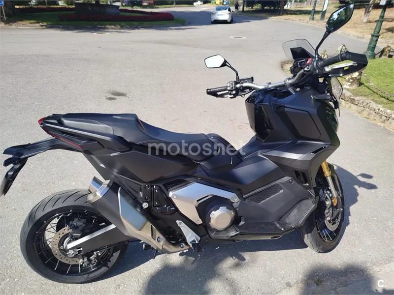 Honda X-ADV - Vista 9
