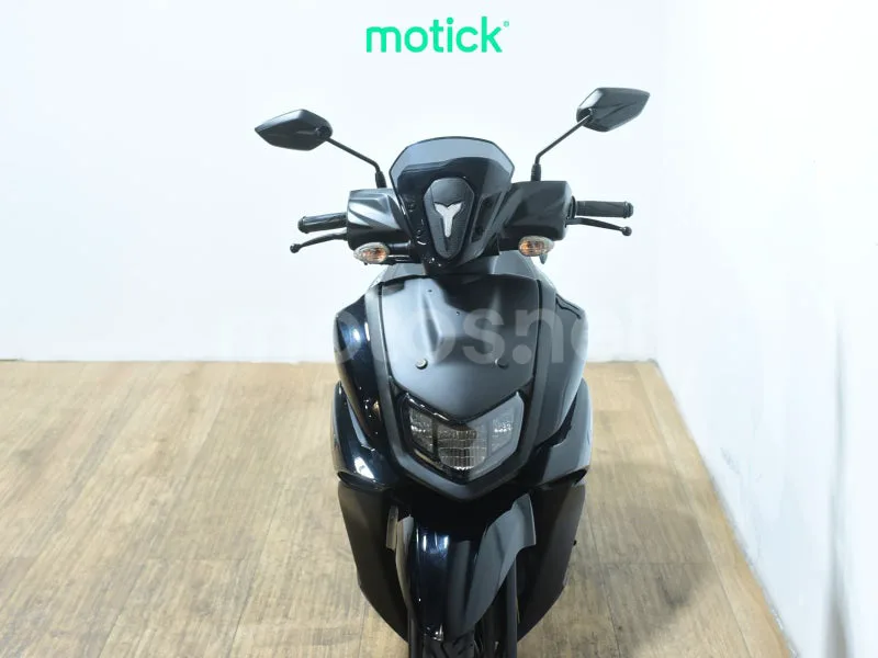 Yamaha RayZR 125 - Vista 11