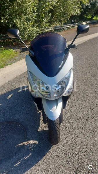 Yamaha TMAX 500 - Vista 4