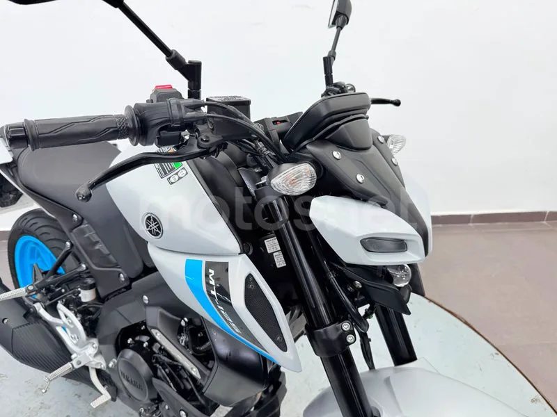 Yamaha MT-125 - Vista 9