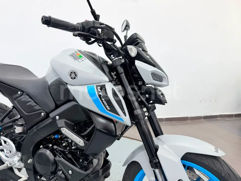 Yamaha MT-125 - Vista 10