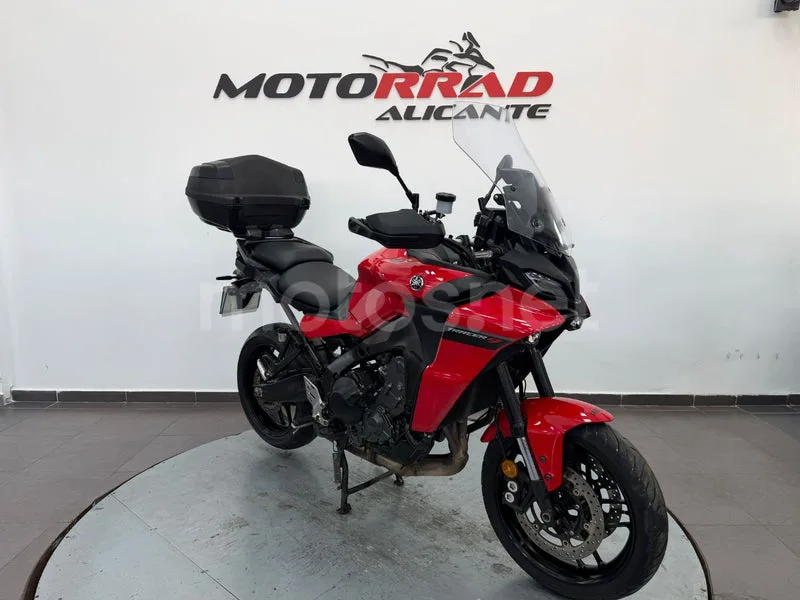 Yamaha Tracer 9 - Vista 21