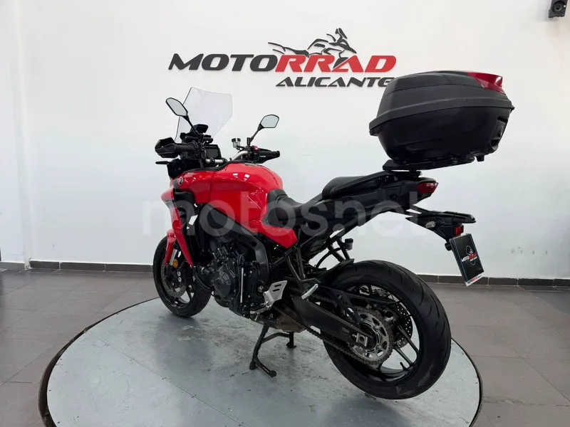 Yamaha Tracer 9 - Vista 5