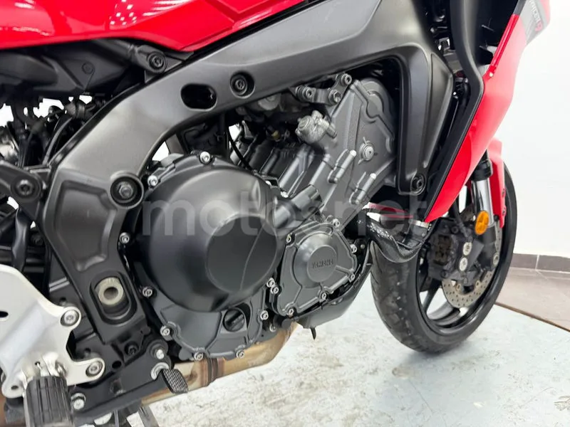 Yamaha Tracer 9 - Vista 7