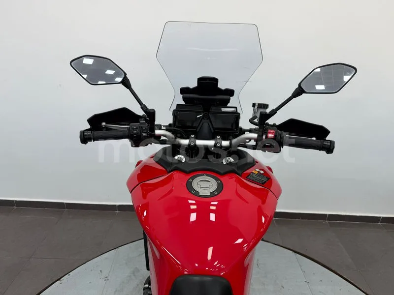 Yamaha Tracer 9 - Vista 8