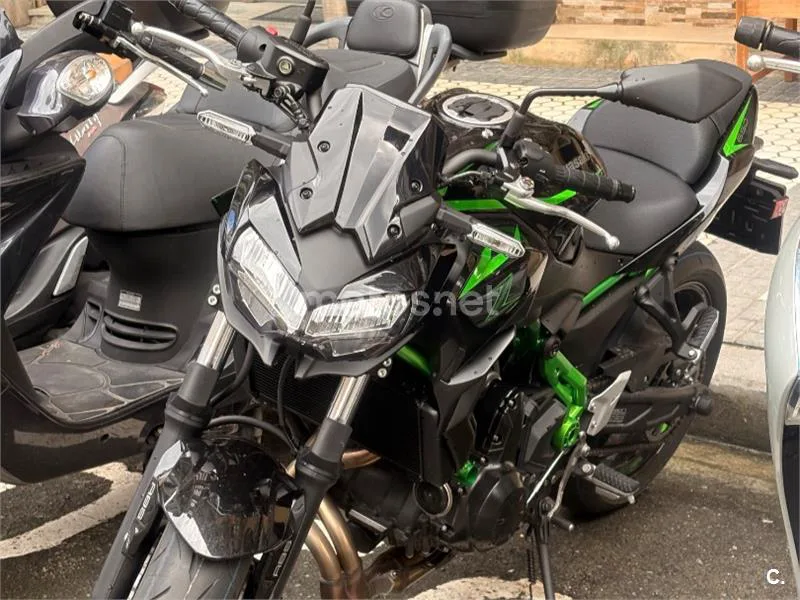 Kawasaki Z650 - Vista 4