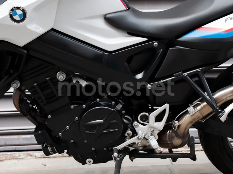 BMW F 800 R - Vista 15