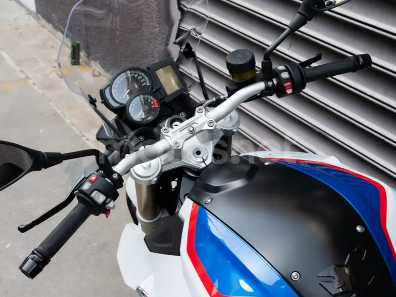 BMW F 800 R - Vista 18