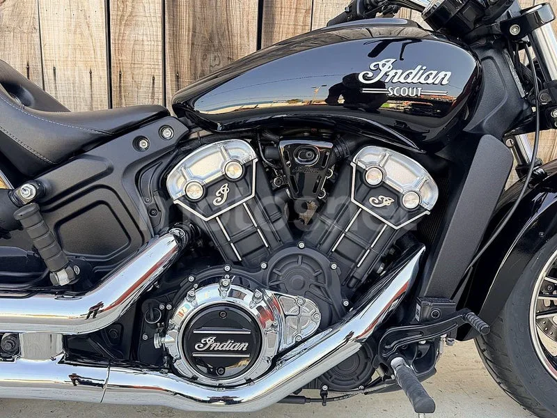 Indian Scout - Vista 13
