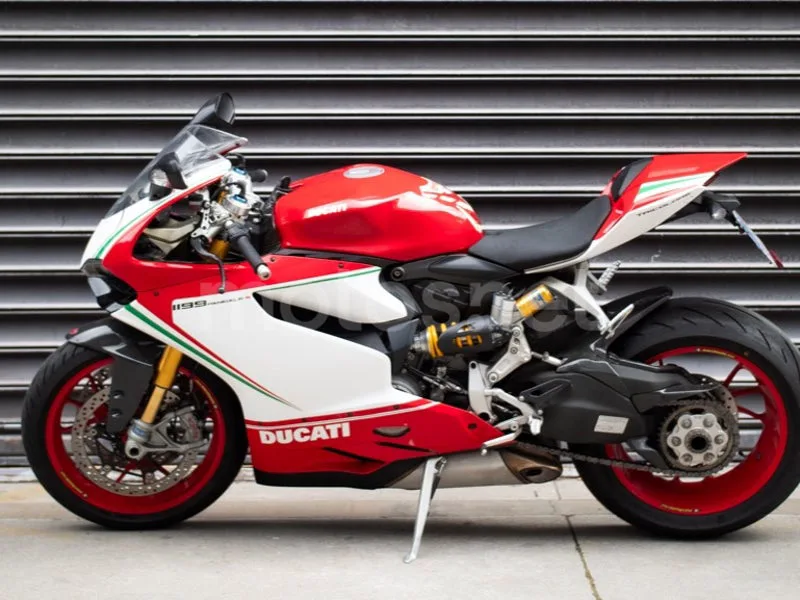Ducati 1199 Panigale S - Vista 14