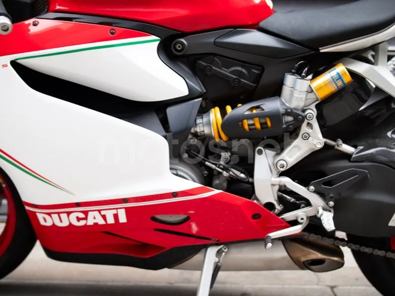 Ducati 1199 Panigale S - Vista 18