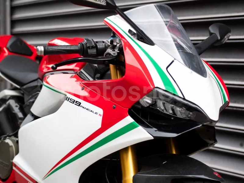 Ducati 1199 Panigale S - Vista 3
