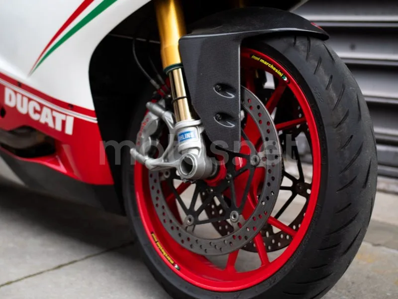 Ducati 1199 Panigale S - Vista 4