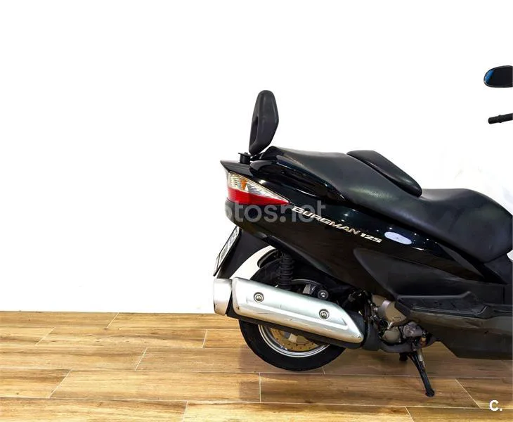 Suzuki Burgman 125 - Vista 3