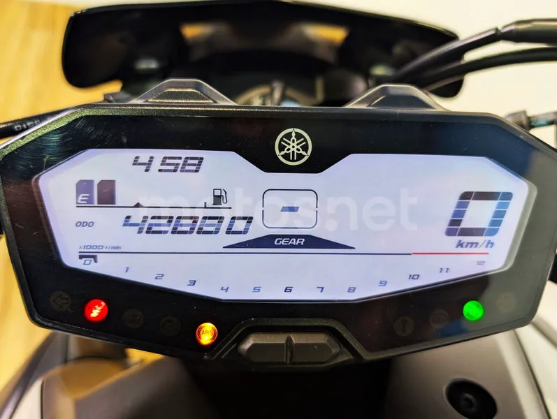 Yamaha MT-07 - Vista 7