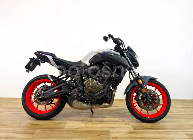 Yamaha MT-07 3890 € 2020 Barcelona - 2