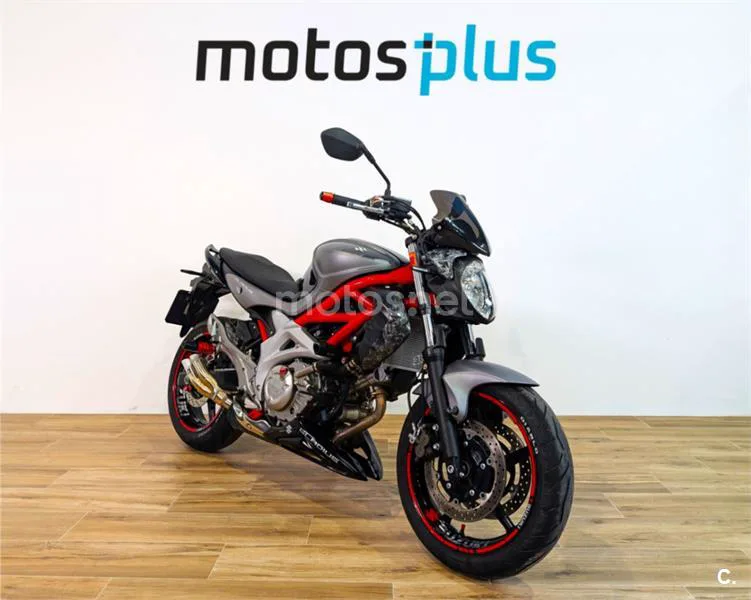 Suzuki Gladius 650 3490 € 2015 Barcelona - 1