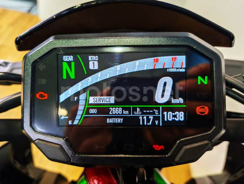 Kawasaki Z900 - Vista 7