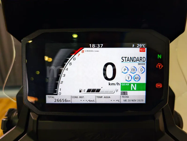 Honda X-ADV - Vista 7