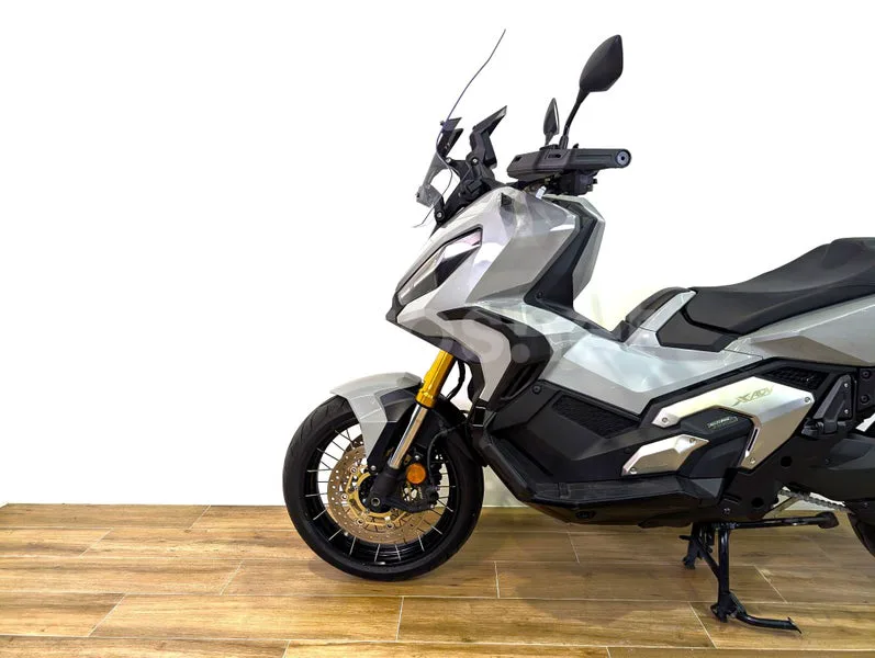 Honda X-ADV - Vista 8