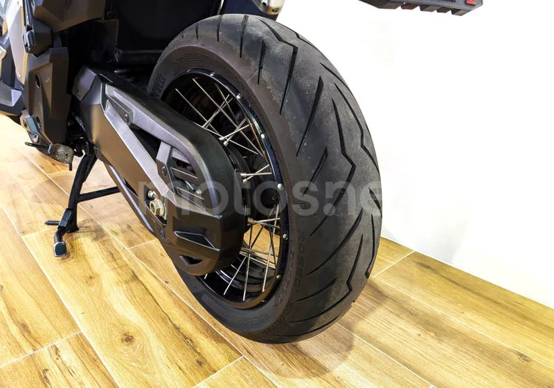 Honda X-ADV - Vista 10