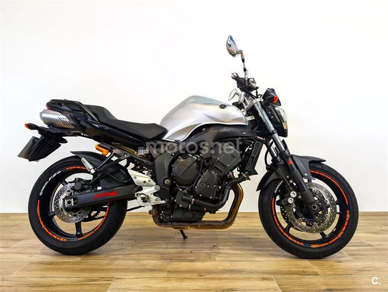Yamaha FZ6 S2 2990 € 2008 Barcelona - 2