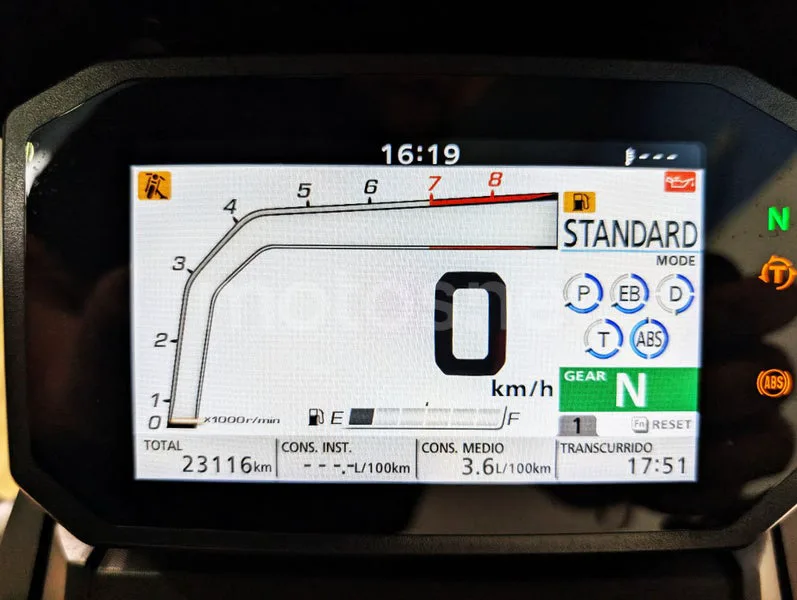 Honda X-ADV - Vista 7