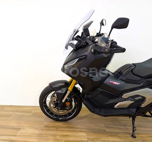 Honda X-ADV - Vista 8