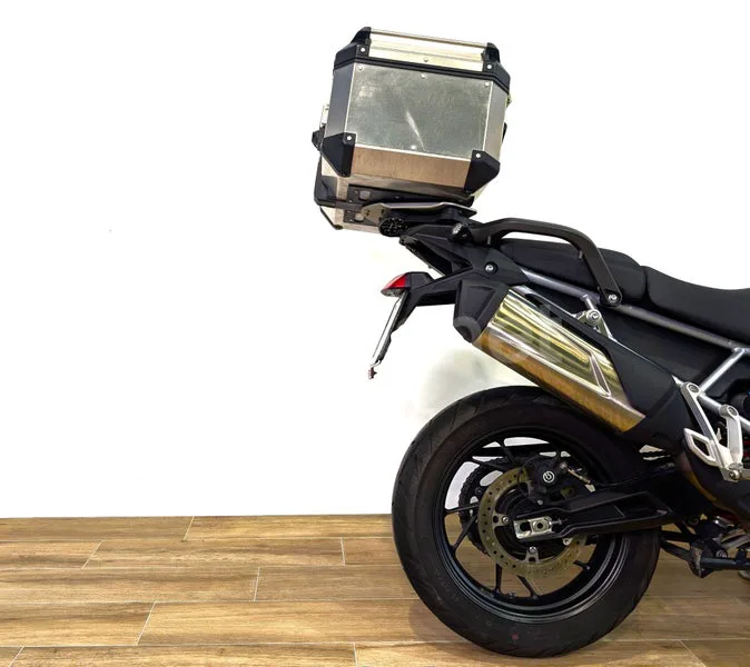Triumph Tiger 900 - Vista 3