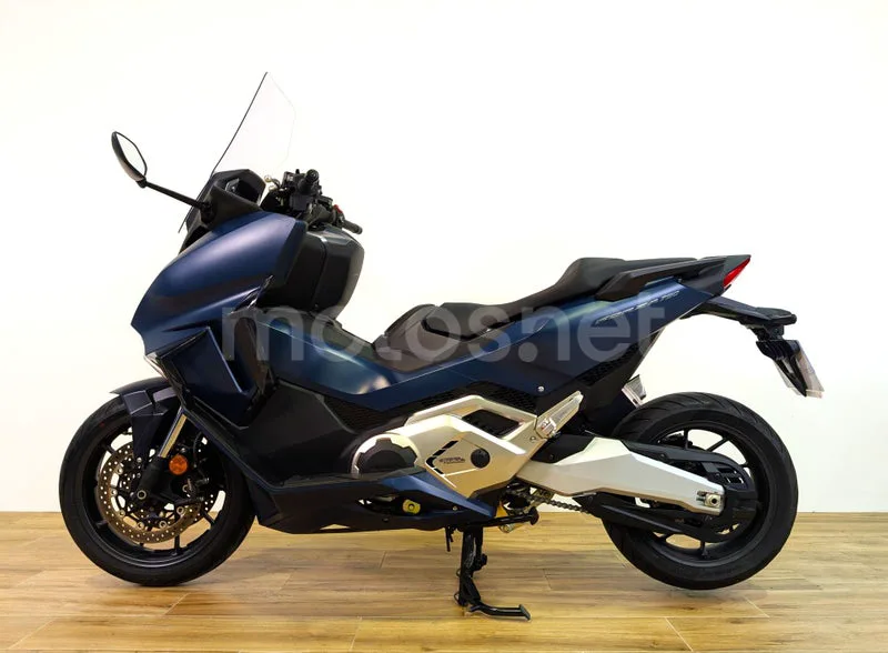 Honda Forza 750 - Vista 5