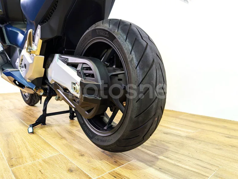 Honda Forza 750 - Vista 10