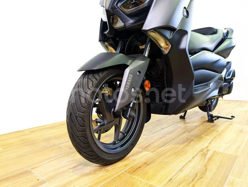 Yamaha XMAX 125 - Vista 6