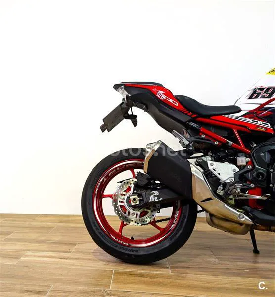 Kawasaki Z900 - Vista 3