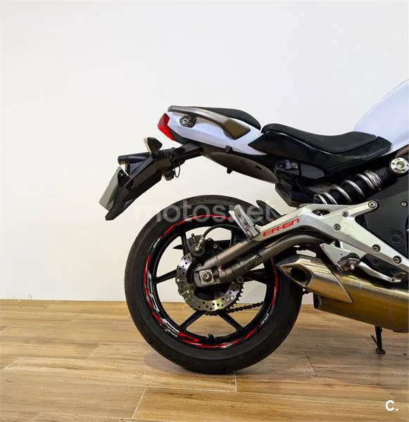 Kawasaki ER-6n - Vista 3