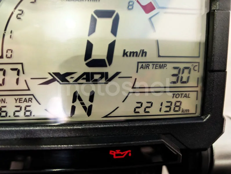Honda X-ADV - Vista 7