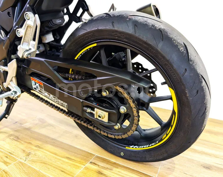 Honda CB750 Hornet - Vista 10