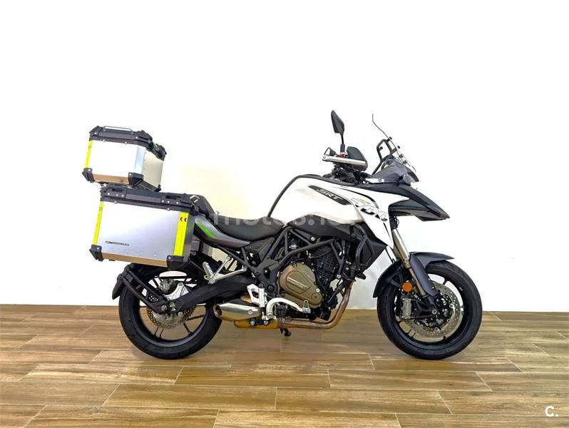 QJ Motor SRT 700 5190 € 2025 Barcelona - 2