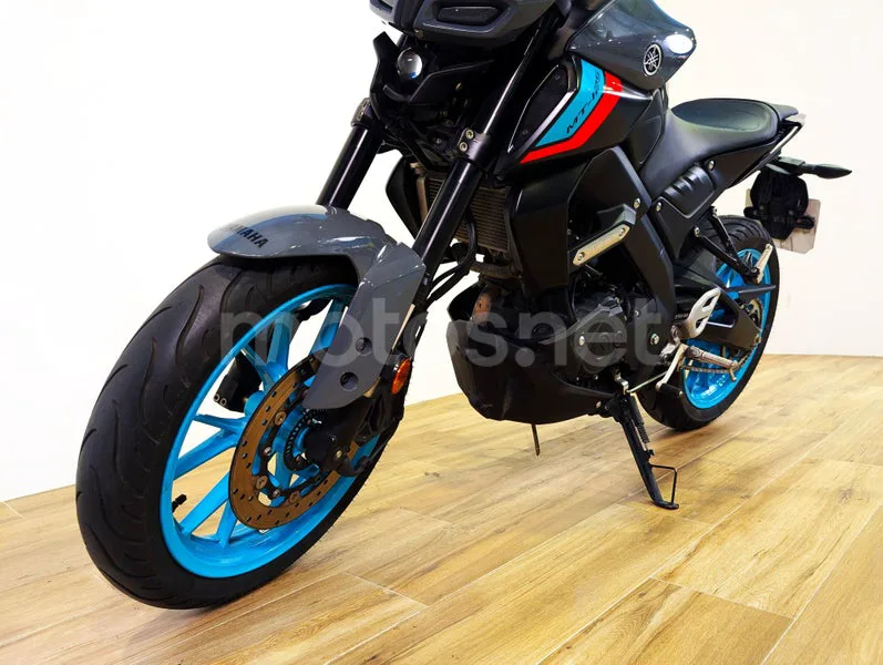 Yamaha MT-125 - Vista 6