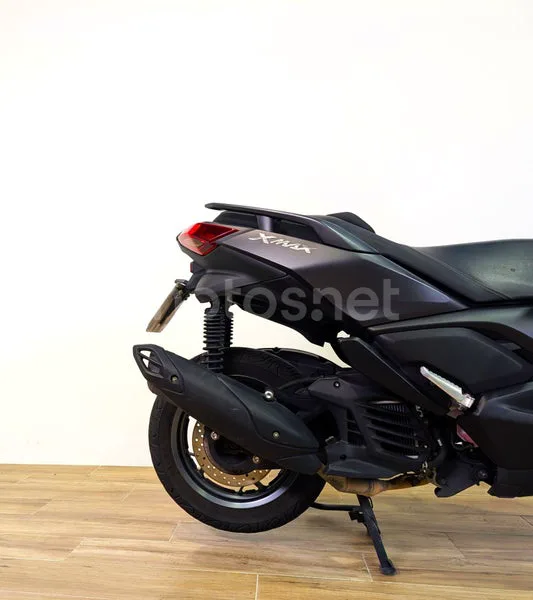 Yamaha XMAX 125 - Vista 3