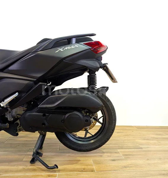 Yamaha XMAX 125 - Vista 9
