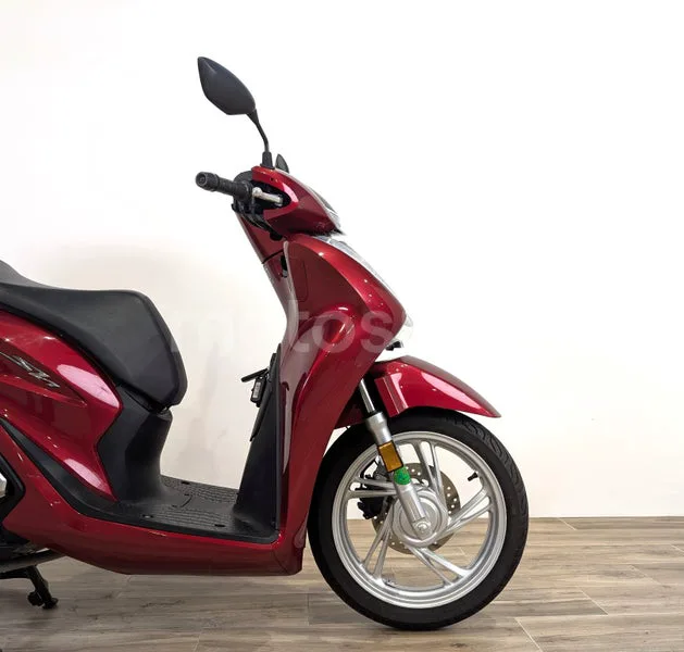 Honda SH125i - Vista 4