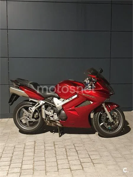 Honda VFR800F - Vista 9